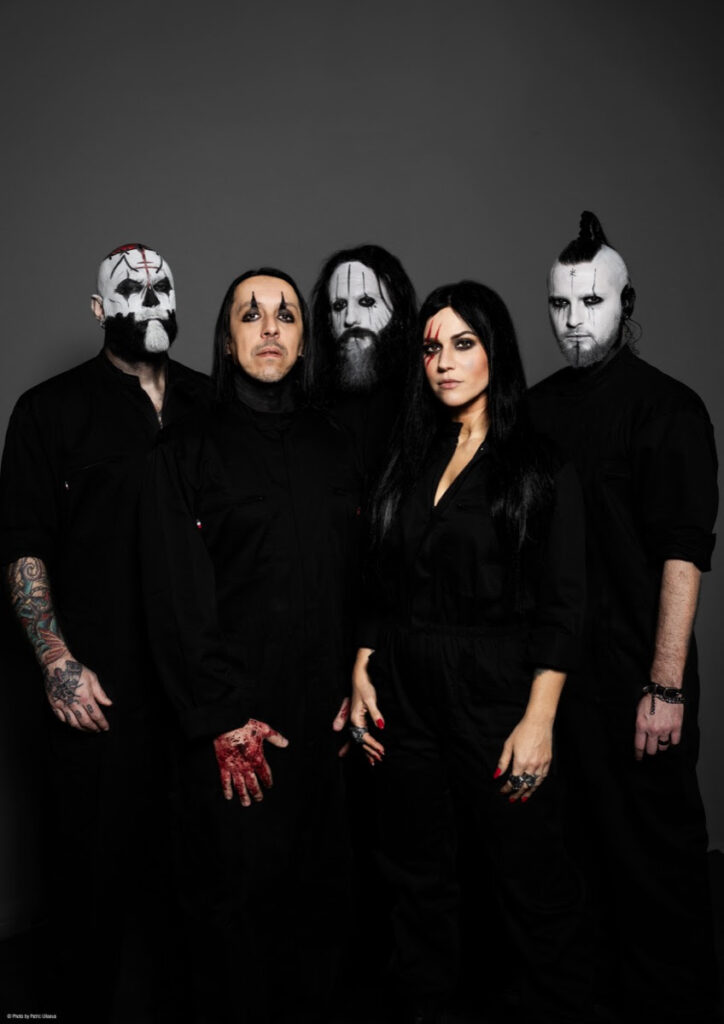 LACUNA COIL - Presentano il nuovo singolo "In The Mean Time", con la partecipazione di Ash Costello 